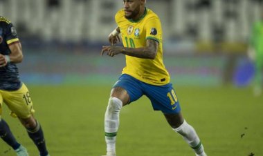 Neymar sente coxa esquerda durante treino e não enfrenta Argentina